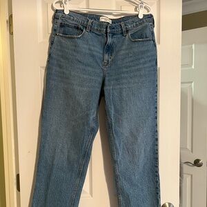 Abercrombie straight leg mid-rise jeans